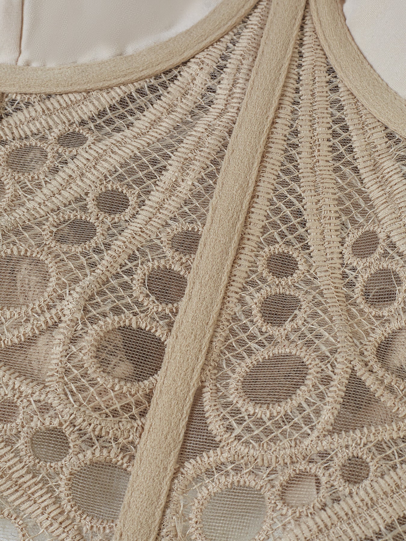1pc  Textured Sheer Floral Lace Corset Hollowed Out Bustier Cute Crop Top For Daily Wear/Party/Wedding Cami Top
